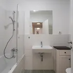 Aviatiei Sky Horizon Appartamento *