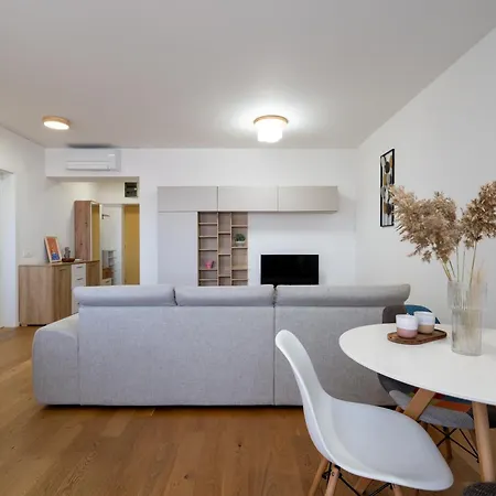 Aviatiei Sky Horizon * Bucharest