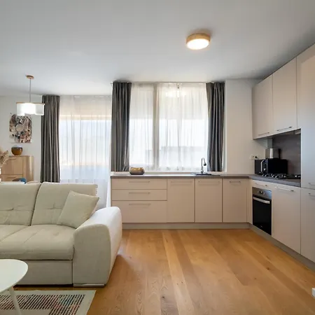 Aviatiei Sky Horizon * Bucharest