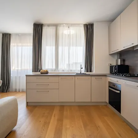 Aviatiei Sky Horizon * Bucharest