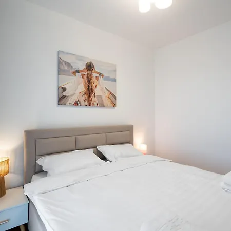 Aviatiei Sky Horizon Apartment