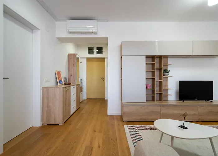 Aviatiei Sky Horizon * Bukareszt