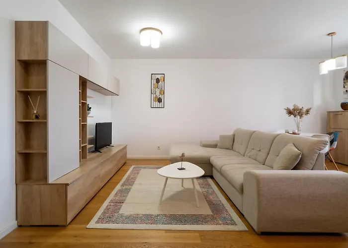 Aviatiei Sky Horizon Apartament *