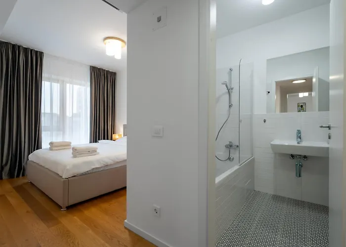 Aviatiei Sky Horizon Apartment *