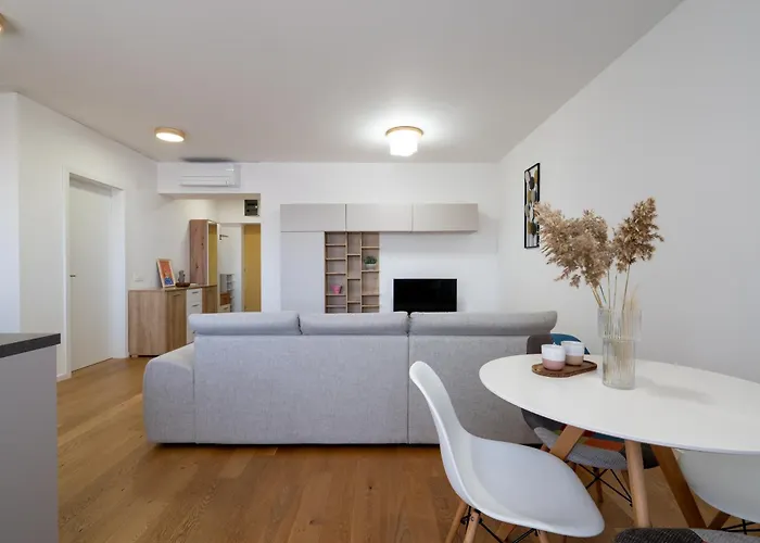 Aviatiei Sky Horizon * ブカレスト